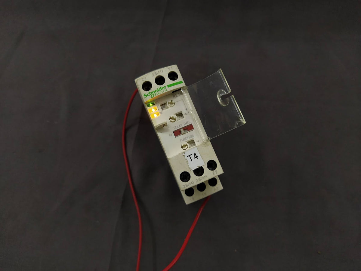 SE RE7MY13BU Time Delay Relay 0.05s-300h 110-240V/24V Telemecanique