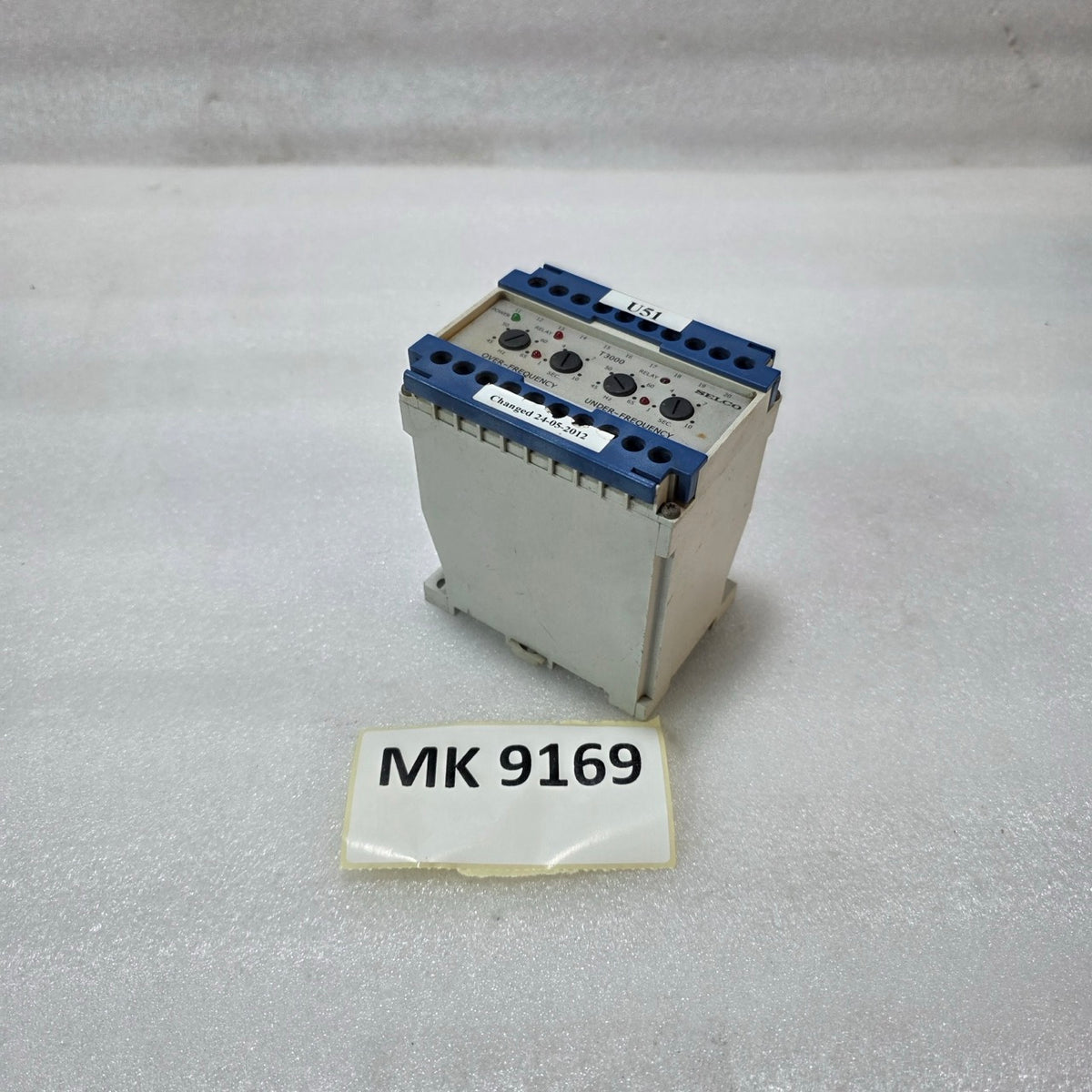 SELCO T3000-01 FREQUENCY MONITORING RELAY 400–450V AC OVER/UNDER FREQUENCY PROTE