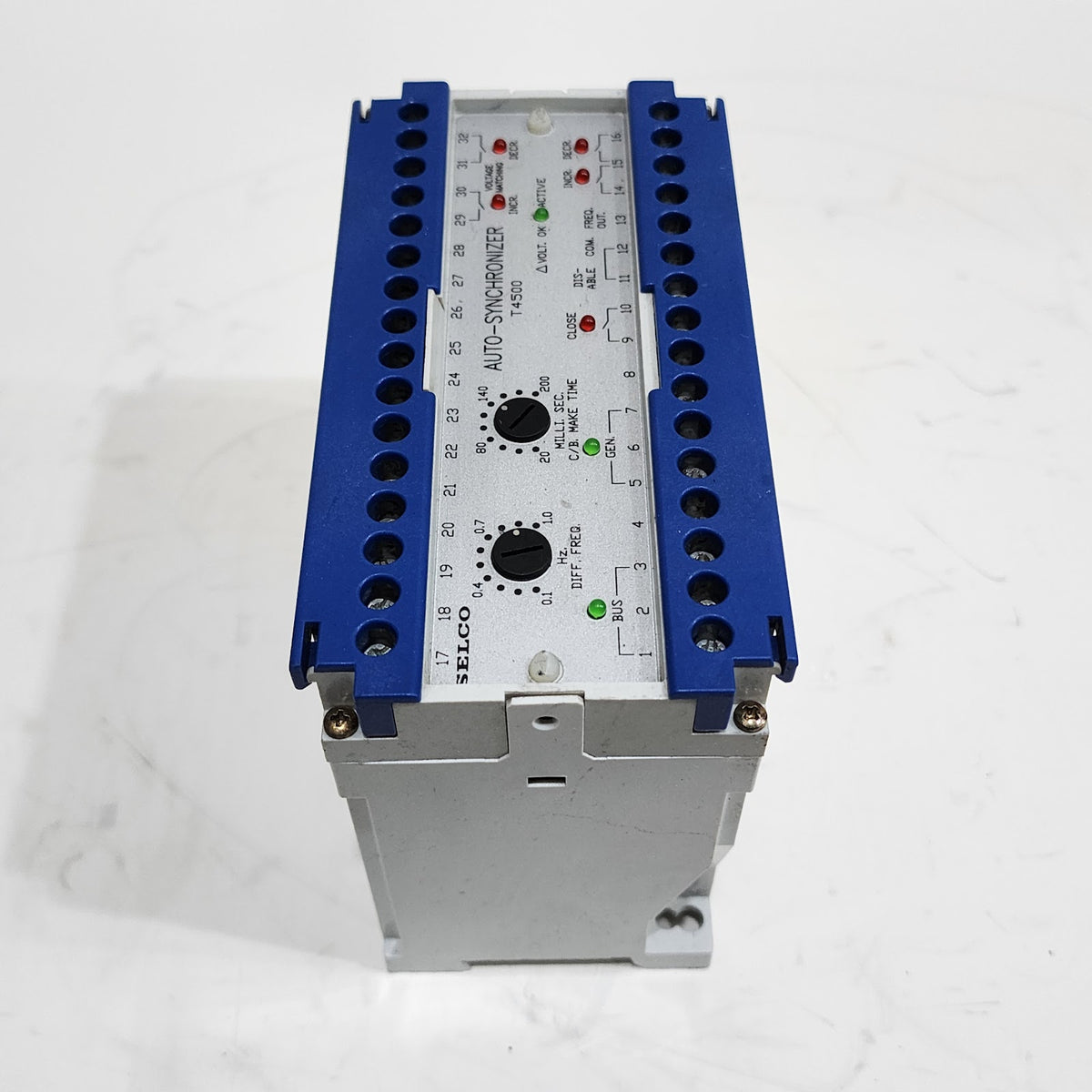 SELCO T4500-03 AUTO-SYNCHRONIZER 220-240V