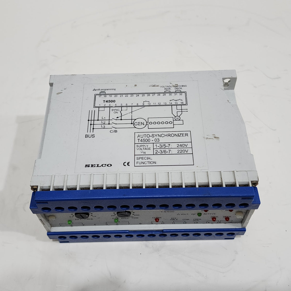SELCO T4500-03 AUTO-SYNCHRONIZER 220-240V