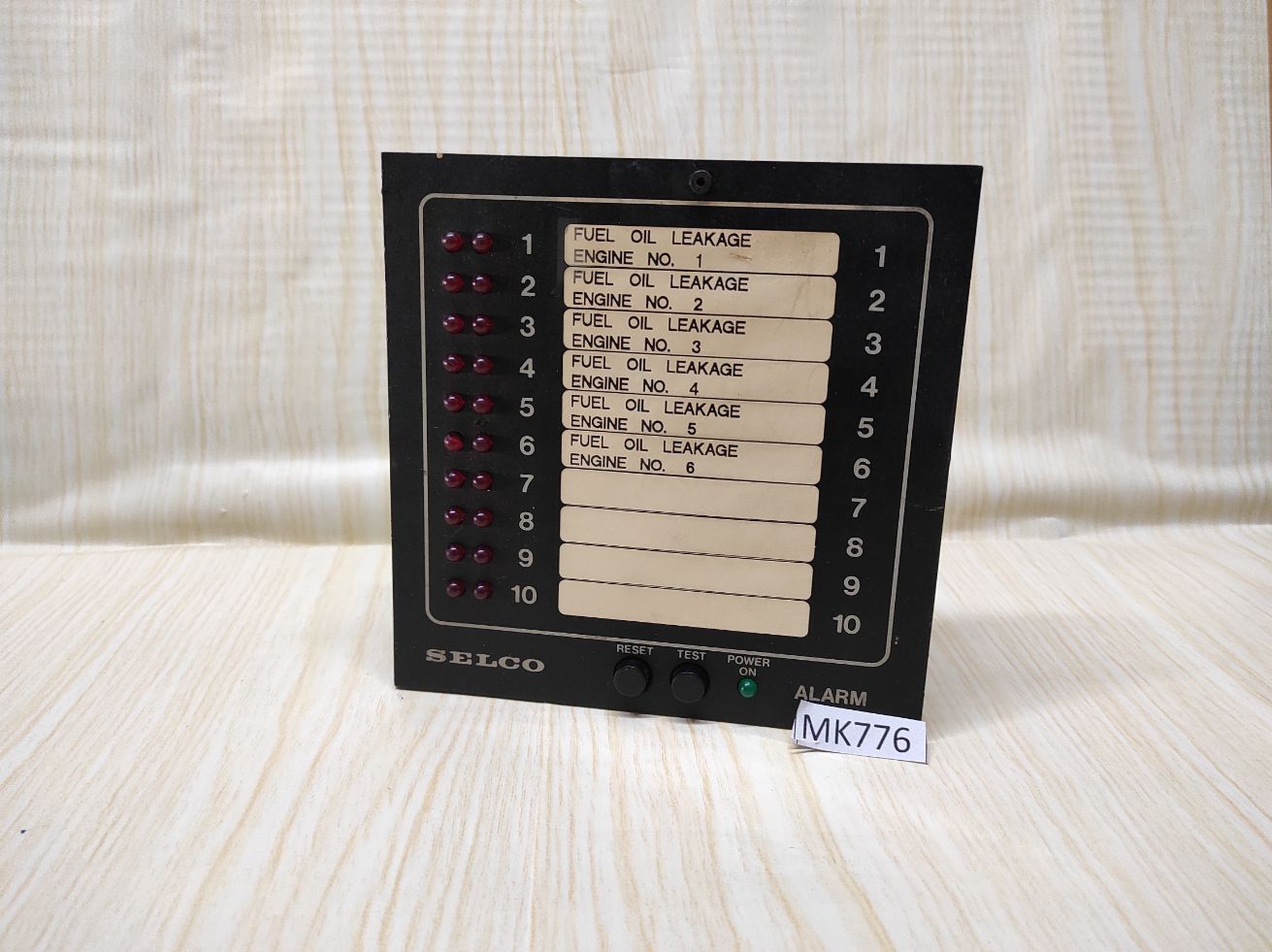 Selco M1000-24-00C Alarm Monitor M10002400C