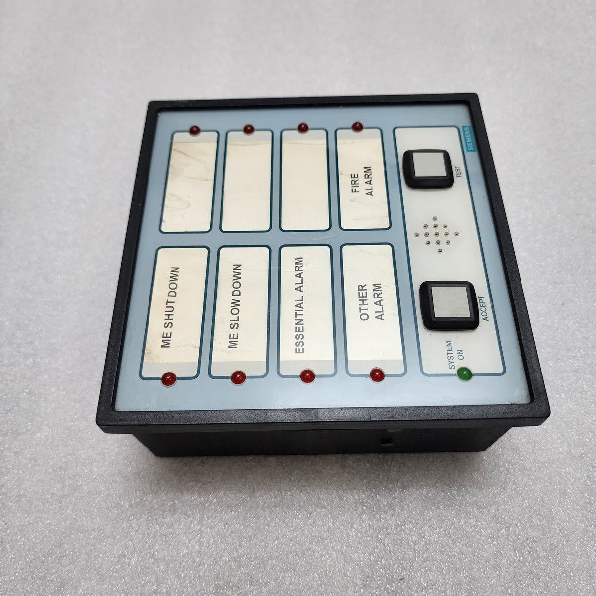 SIEMENS 93.0.311 SHIP ALARM PANEL CONTROL SYSTEM REV B CRACK ON BACK OF BODY