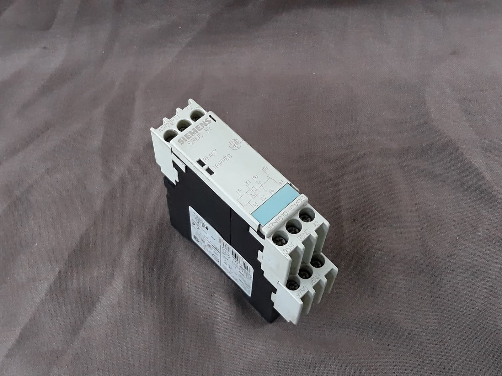 SIEMENS SIRIUS 3R THERMISTOR MOTOR PROTECTION RELAY 3RN1010-1CM00