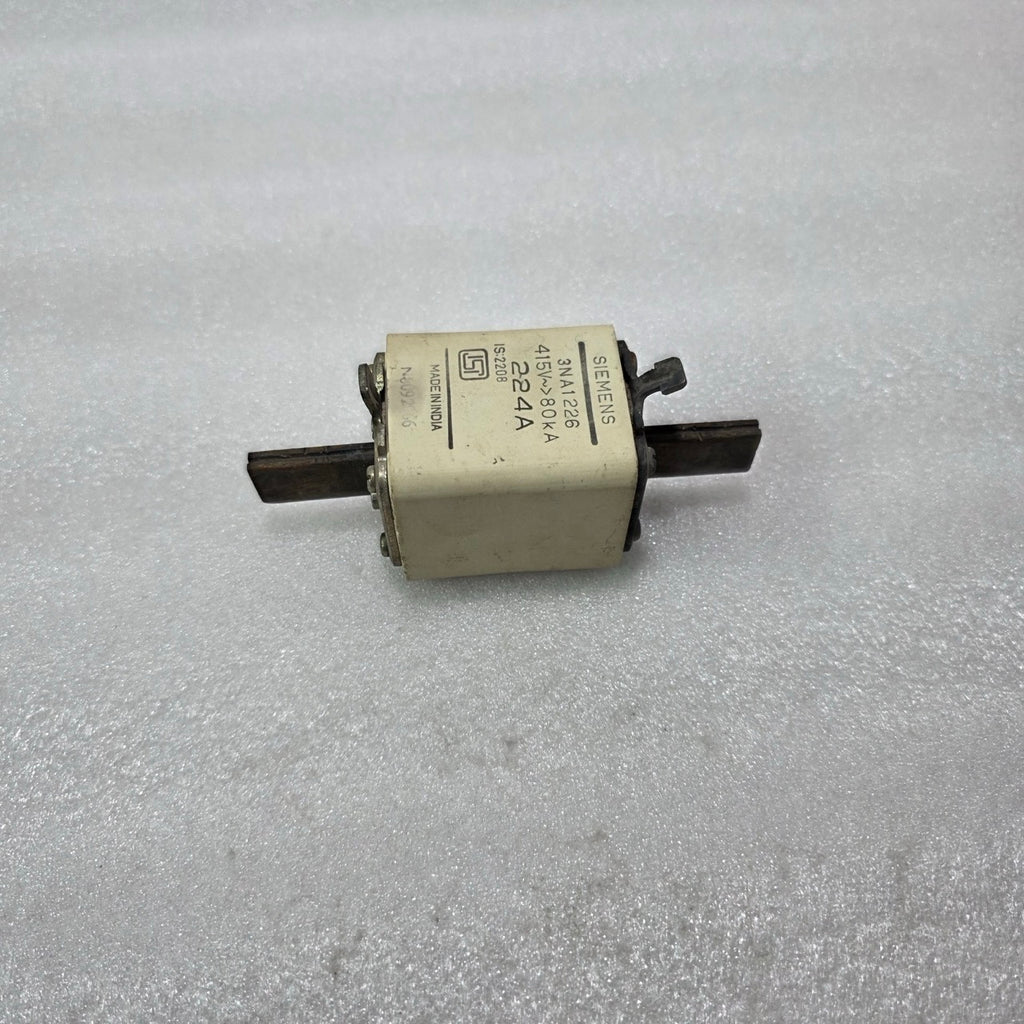 SIEMENS 3NA1226 HRC FUSE LINK 224A 415V 80kA Knife Blade Fuse