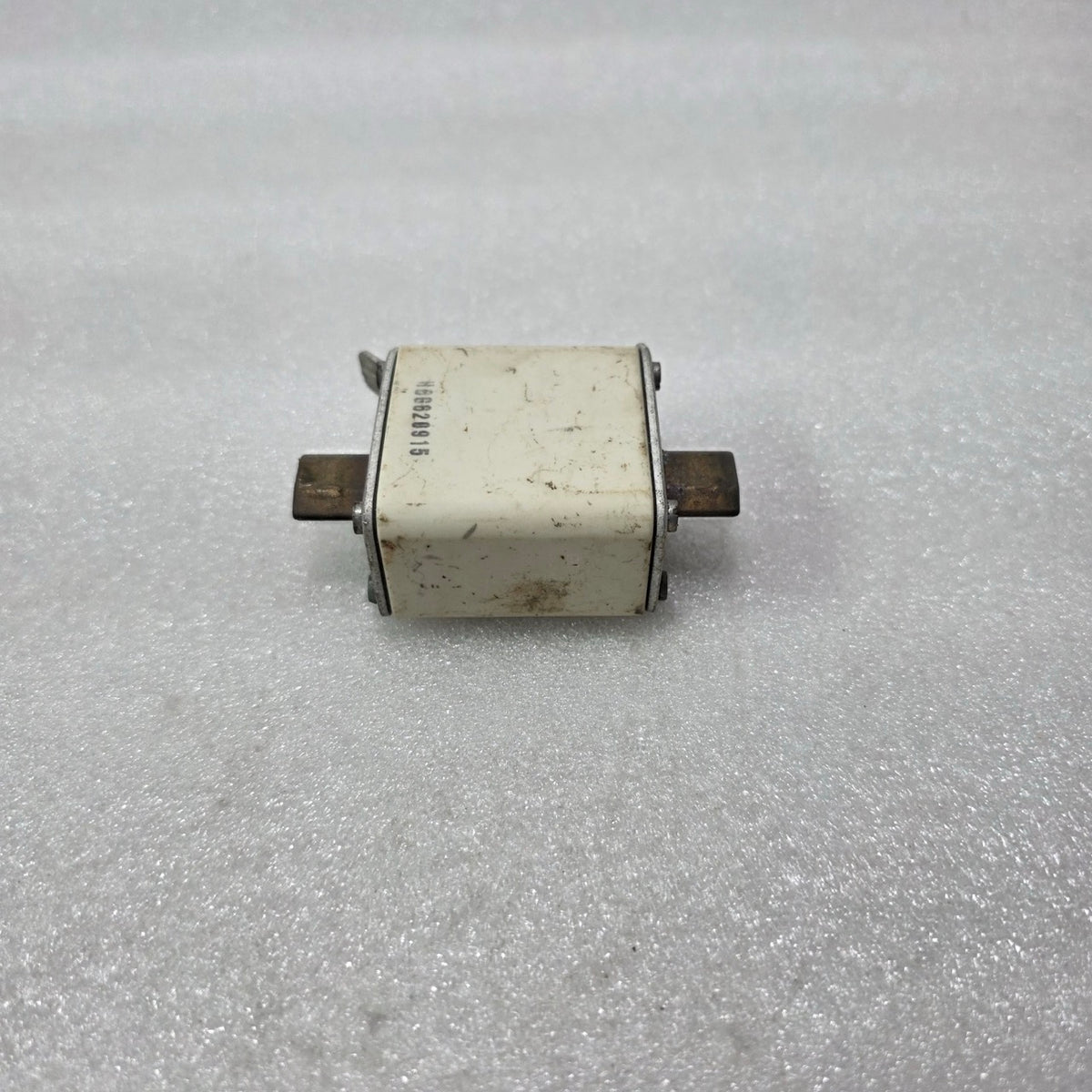 SIEMENS 3NA7 832-0RC NH00 HRC FUSE LINK 125A 500V gG 120kA