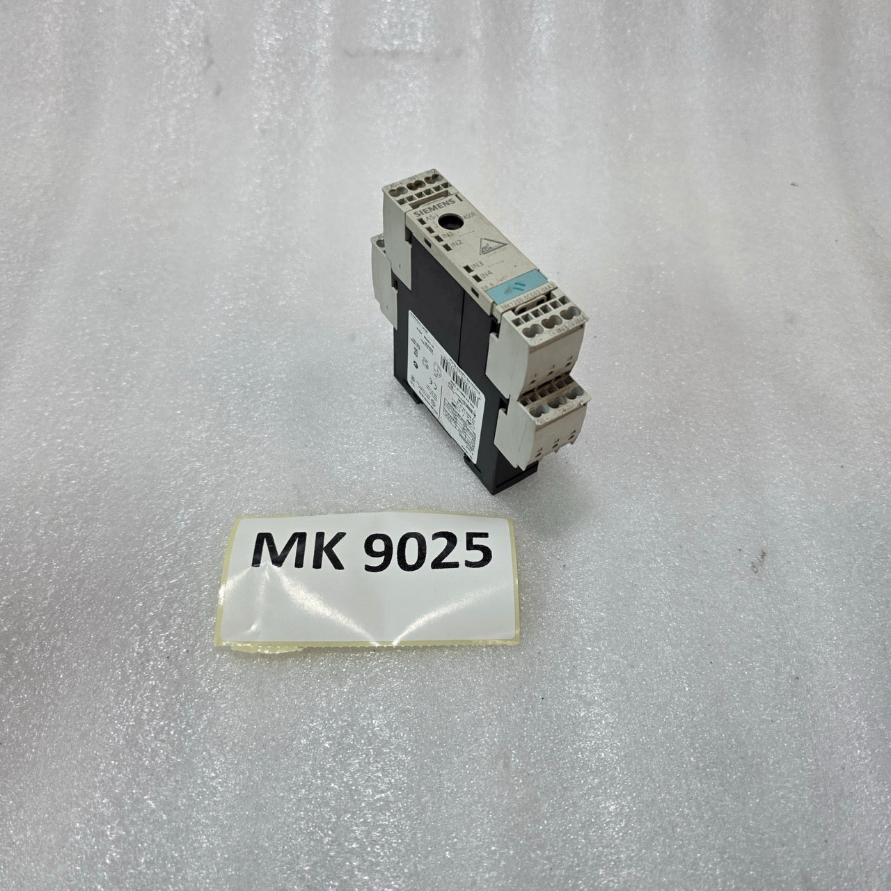 SIEMENS 3RK1200-0CG02-0AA2 AS-I MODULE – 4 INPUT AS-INTERFACE DIGITAL I/O MODULE