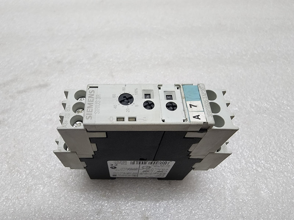 SIEMENS 3RP1505-1AP30 TIMING RELAY 24VAC-DC/200-240VAC