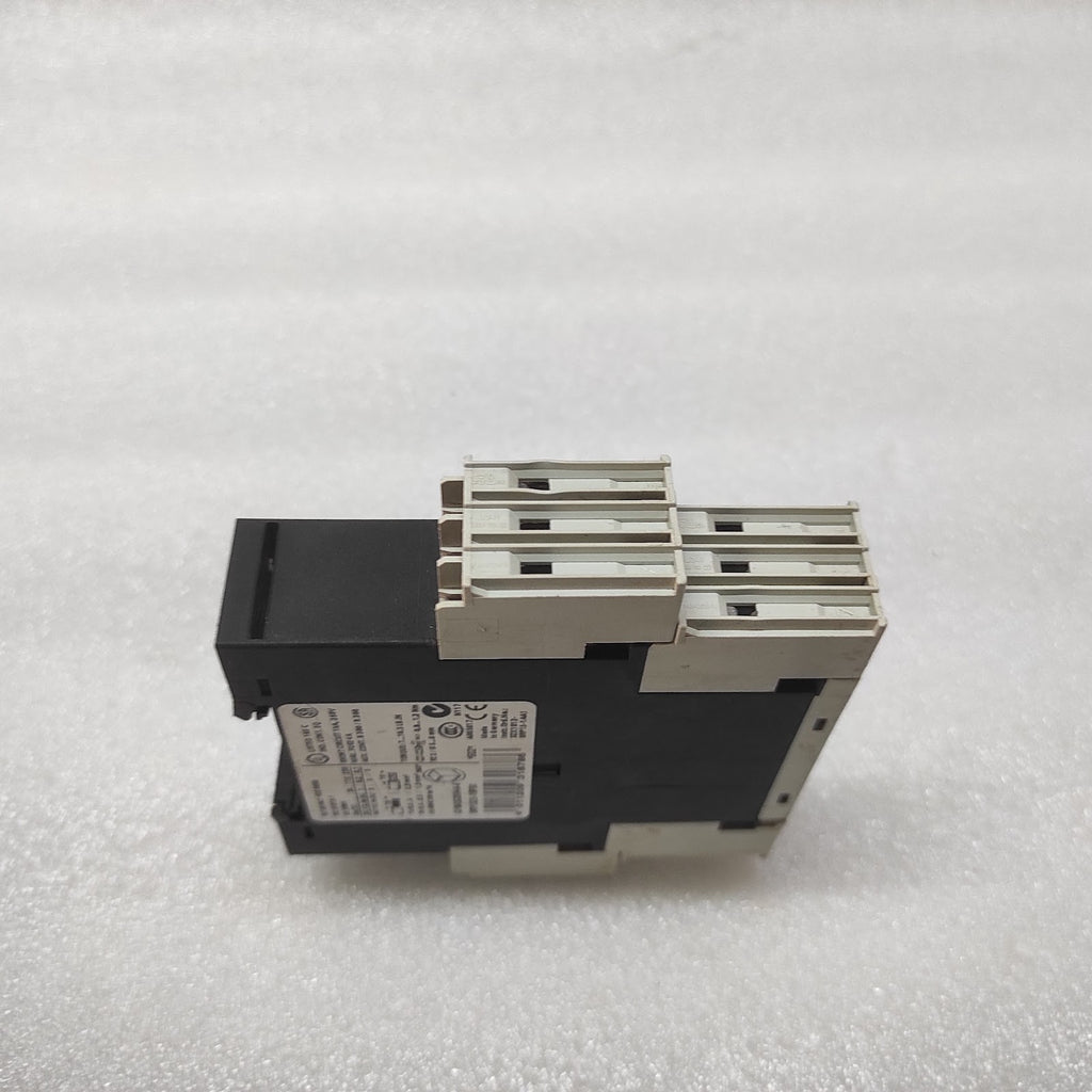 SIEMENS 3RP1525-1BP30 ON DELAY TIMER RELAY