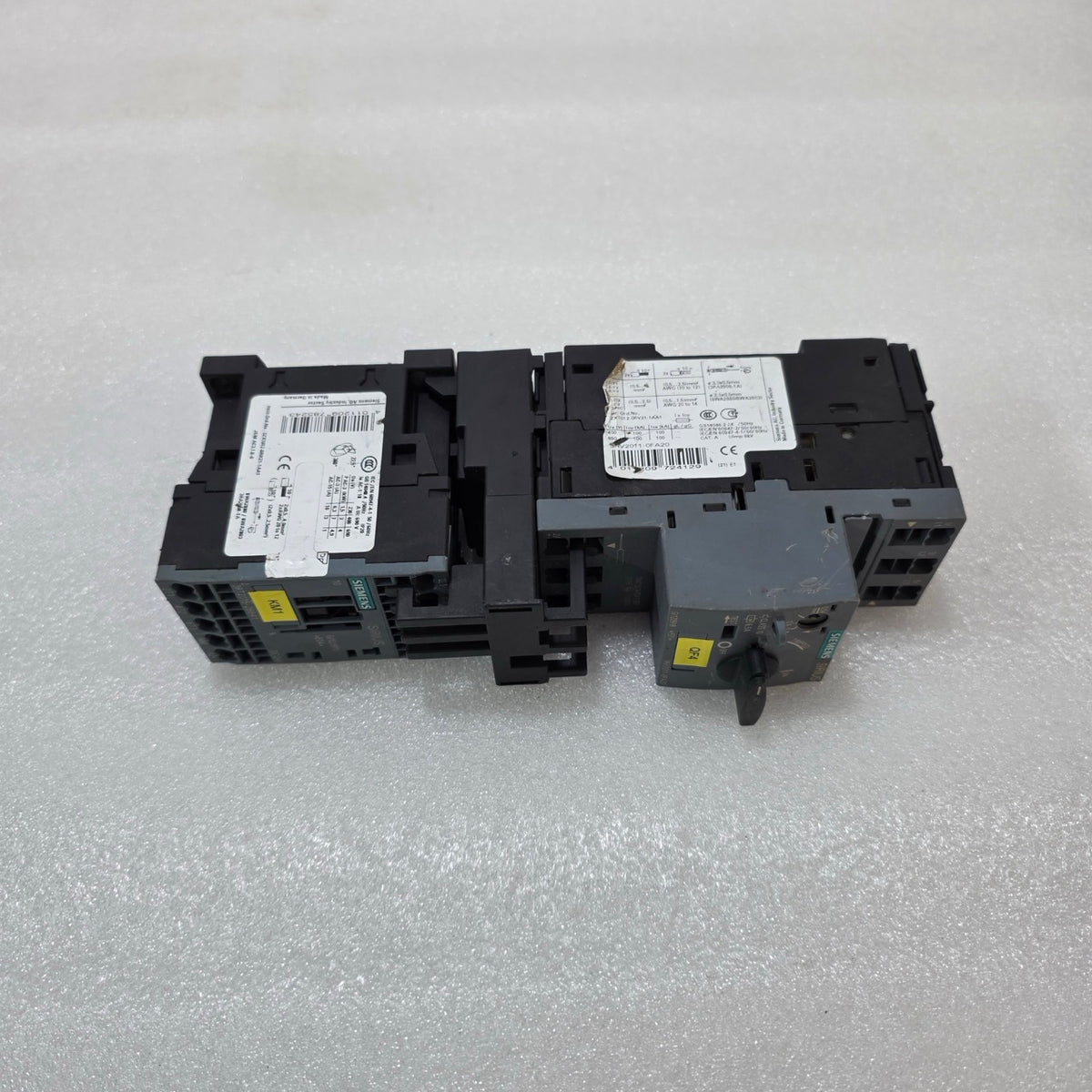 SIEMENS 3RV2011-0FA20 MOTOR PROTECTION CIRCUIT BREAKER + 3RT2015-2BB41 CONTACTOR