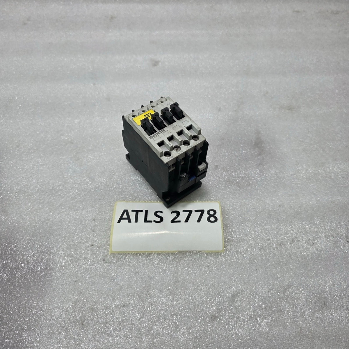 SIEMENS 3TF3110-0A 3-POLE POWER CONTACTOR 220V 50HZ / 264V 60HZ