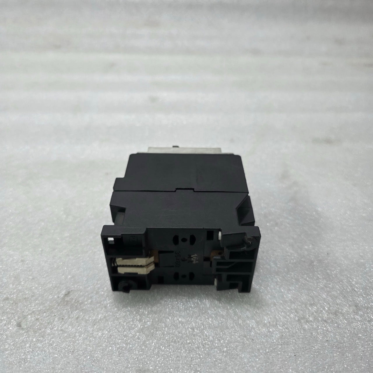 SIEMENS 3TF3110-0A 3-POLE POWER CONTACTOR 220V 50HZ / 264V 60HZ