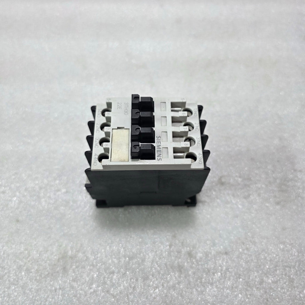 SIEMENS 3TH3022-0A AUXILIARY CONTACTOR 2NO 2NC 220VAC 50/60HZ CONTROL RELAY