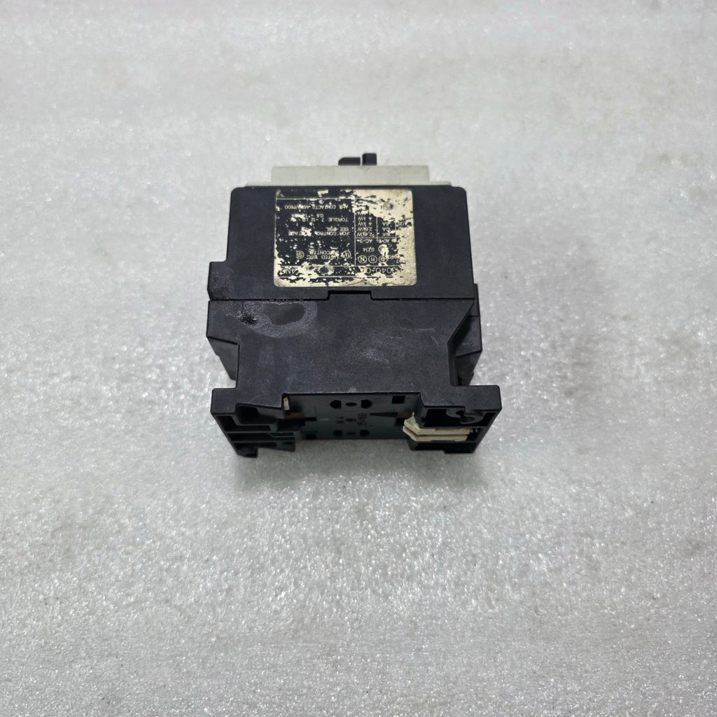 SIEMENS 3TH30 40E AUXILIARY CONTACTOR 4NO 220VAC 50/60HZ CONTROL RELAY