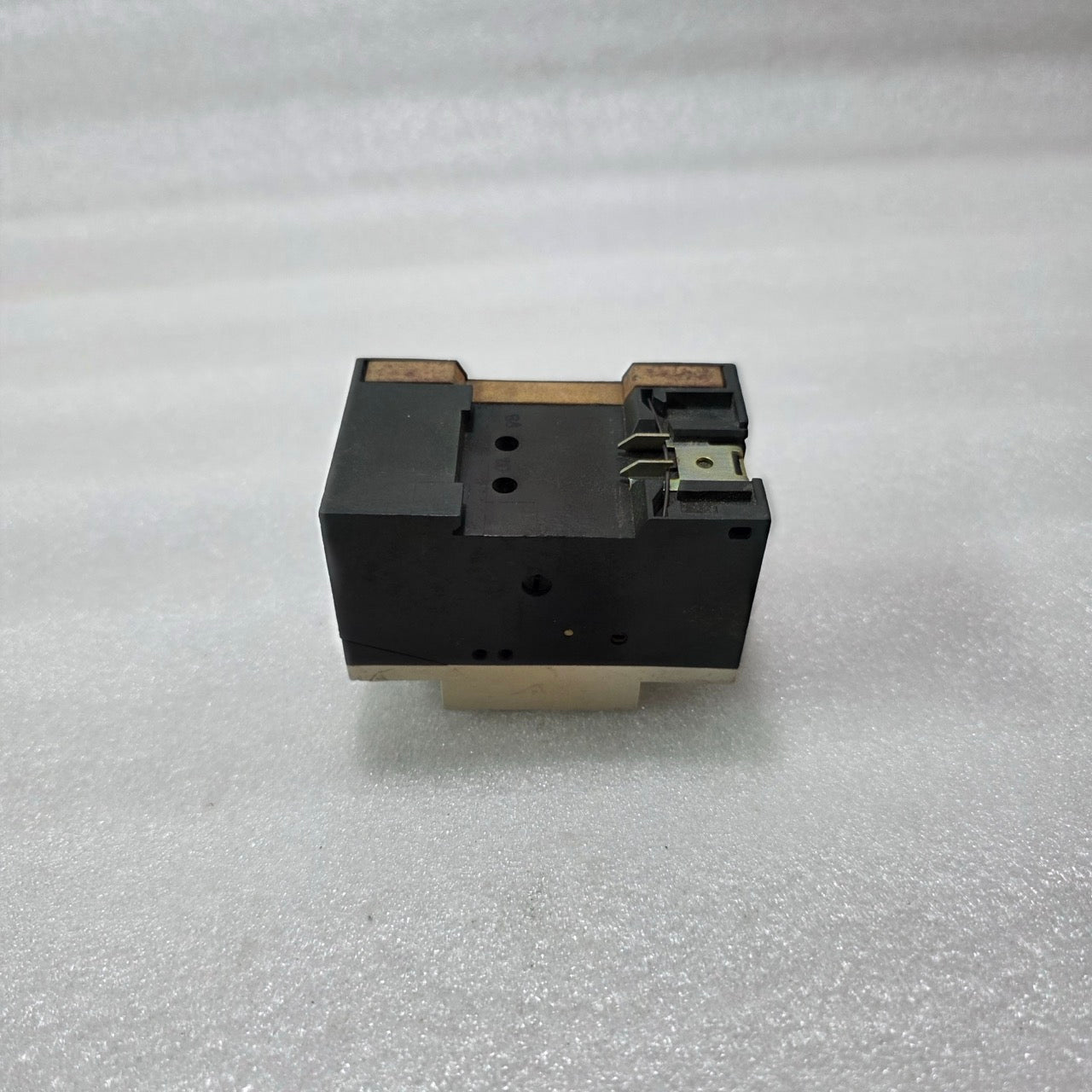 SIEMENS 3VU1300-1MD00 MOTOR CIRCUIT BREAKER 0.24-0.4A 400V AC-3 MADE IN GERMANY