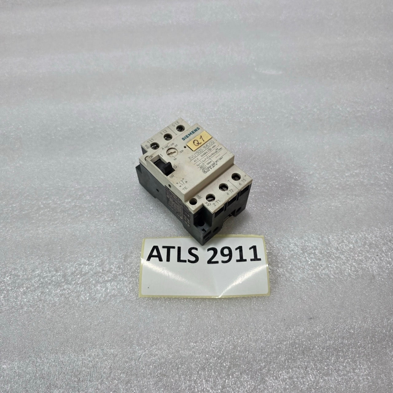 SIEMENS 3VU1300-1MD00 MOTOR CIRCUIT BREAKER 0.24-0.4A 400V AC-3 MADE IN GERMANY