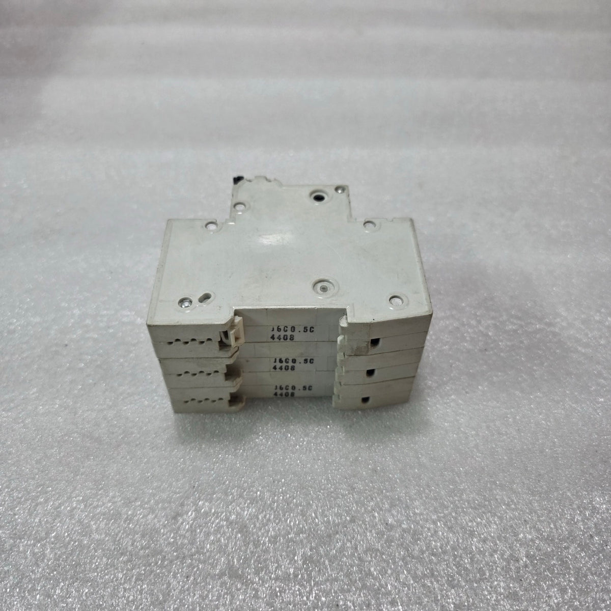 SIEMENS 5SJ63 C0.5 3 POLE MCB 0.5A 400V MINIATURE CIRCUIT BREAKER 6000A