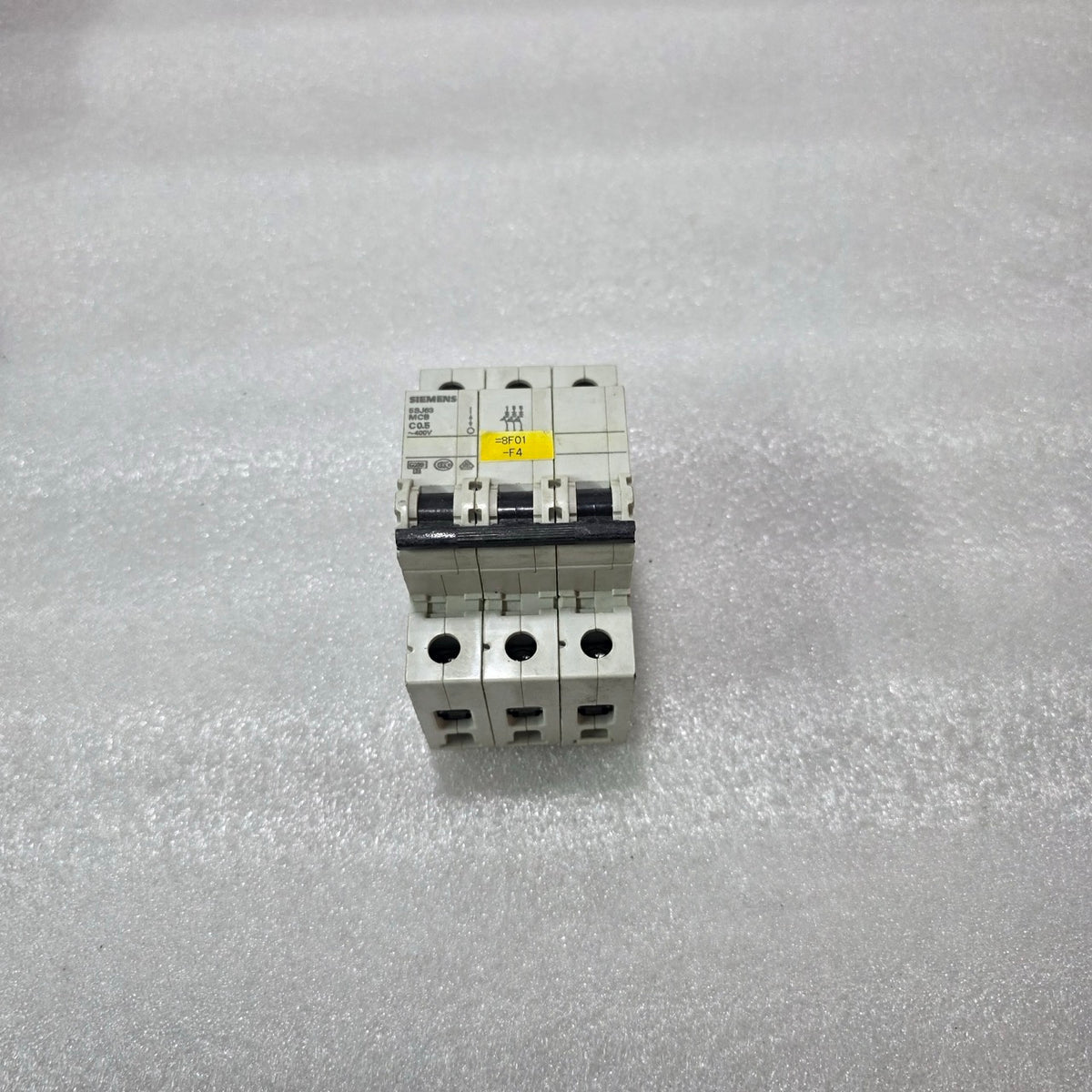 SIEMENS 5SJ63 C0.5 3 POLE MCB 0.5A 400V MINIATURE CIRCUIT BREAKER 6000A