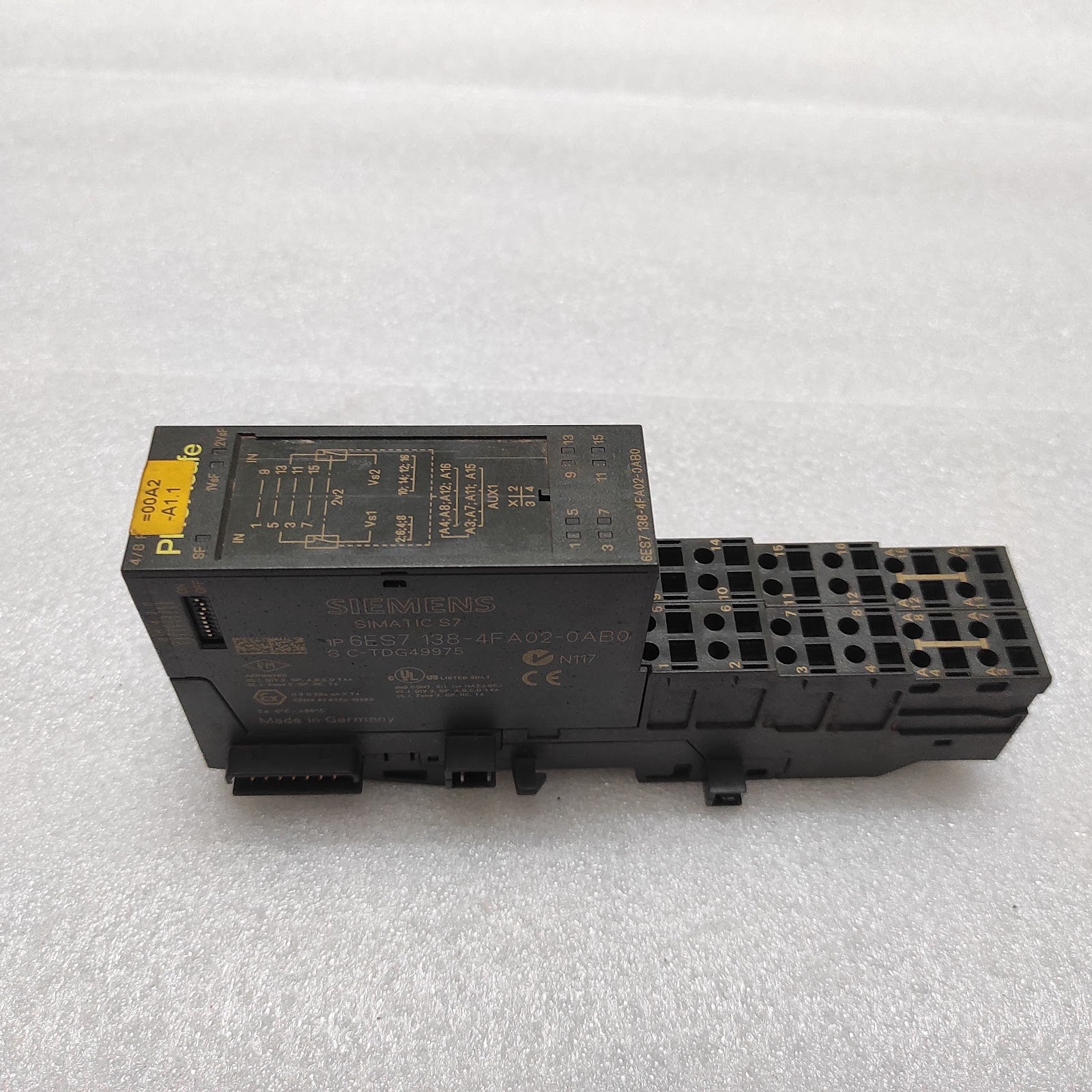 SIEMENS 6ES7 138-4FA02-0AB0 ET200S I/O MODULE 24VDC