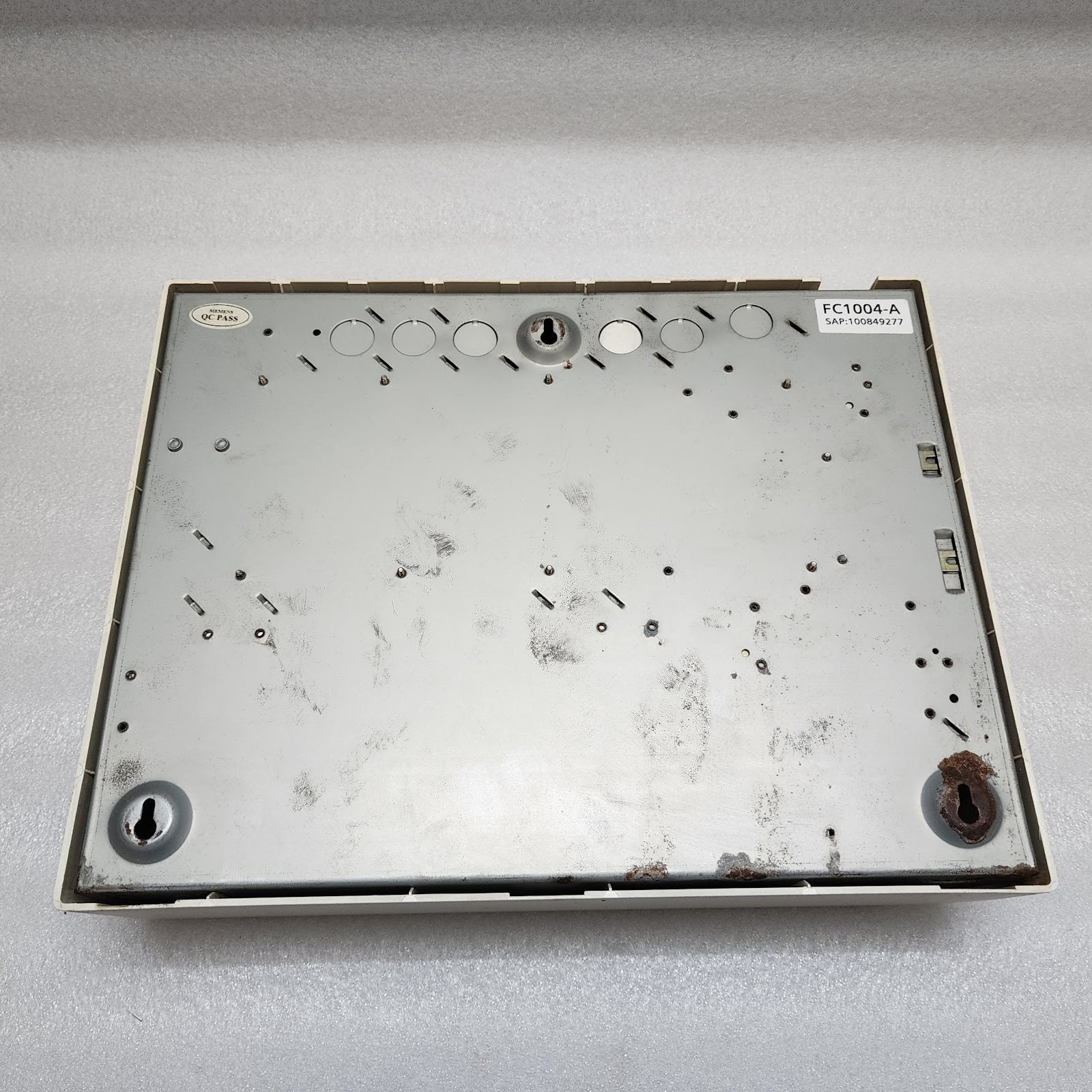 SIEMENS FC10 FIRE DETECTION CONTROL UNIT FC1004-A