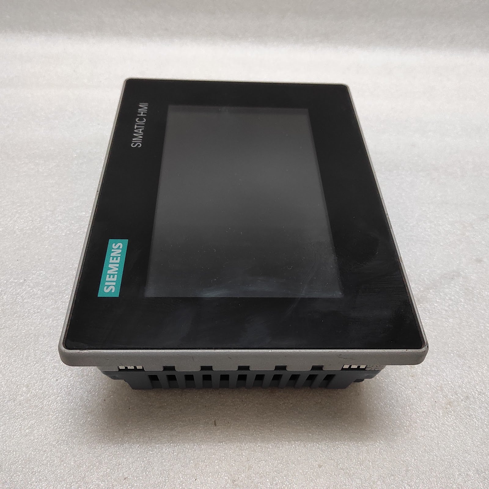 SIEMENS MTP700 UNIFIED CONFORT 6AV2 128-3GB06-0AX0 HMI