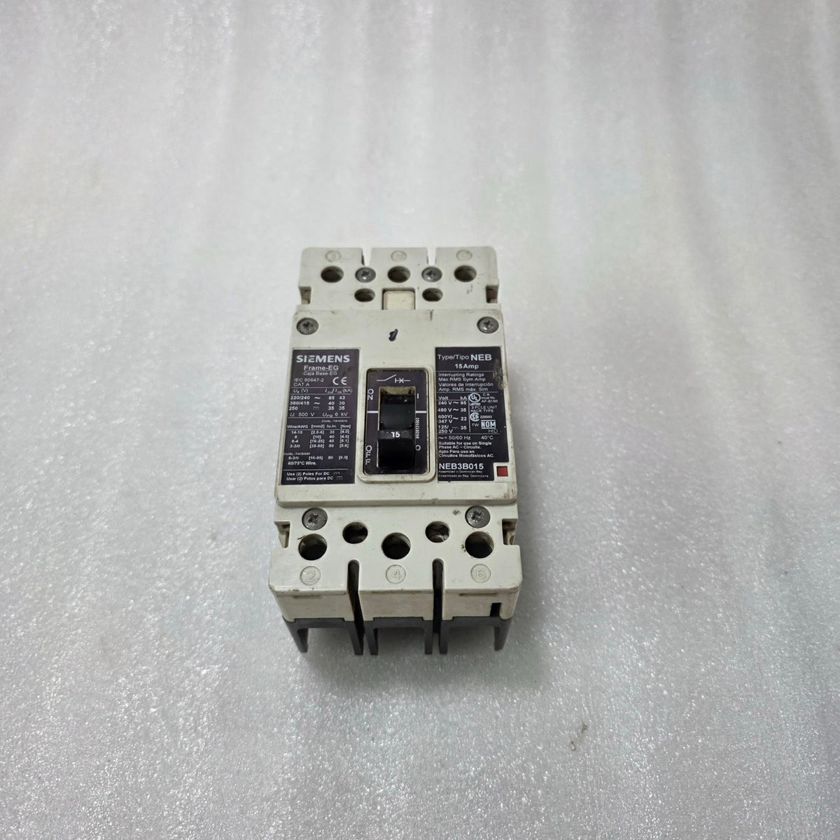 SIEMENS NEB3B015 MCCB 15A 3 POLE CIRCUIT BREAKER | FRAME-EG | 600V AC