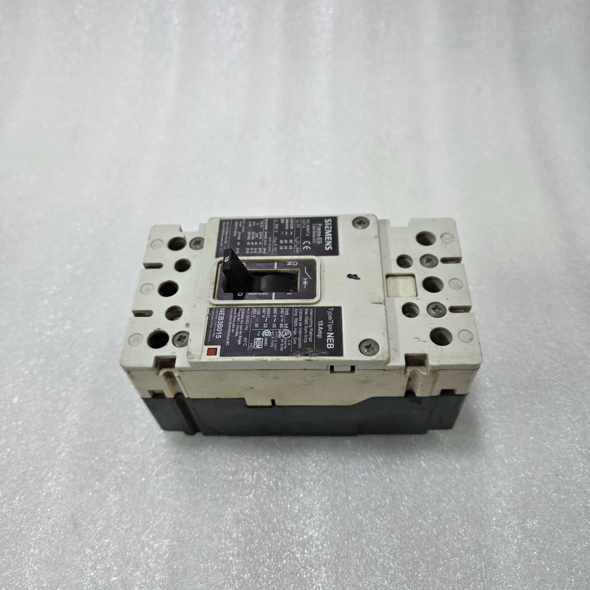 SIEMENS NEB3B015 MCCB 15A 3 POLE CIRCUIT BREAKER | FRAME-EG | 600V AC