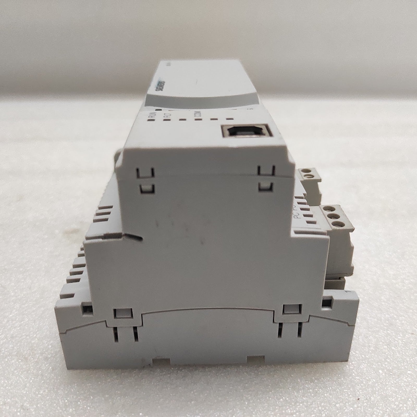 SIEMENS TXB1.PBUS INTERFACE MODULE 24V
