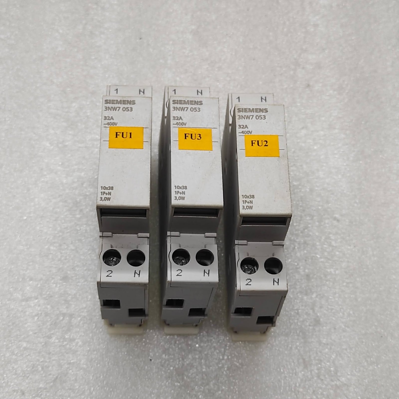 SIEMENS 3NW7 053 FUSE BASE 32A 400V
