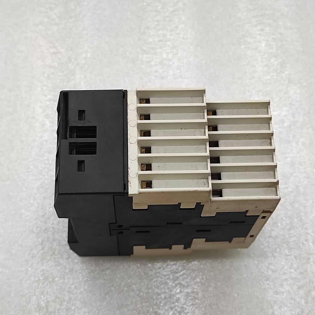 SIEMENS 3RS1040-1GD50 TEMPERATURE MONITORING RELAY
