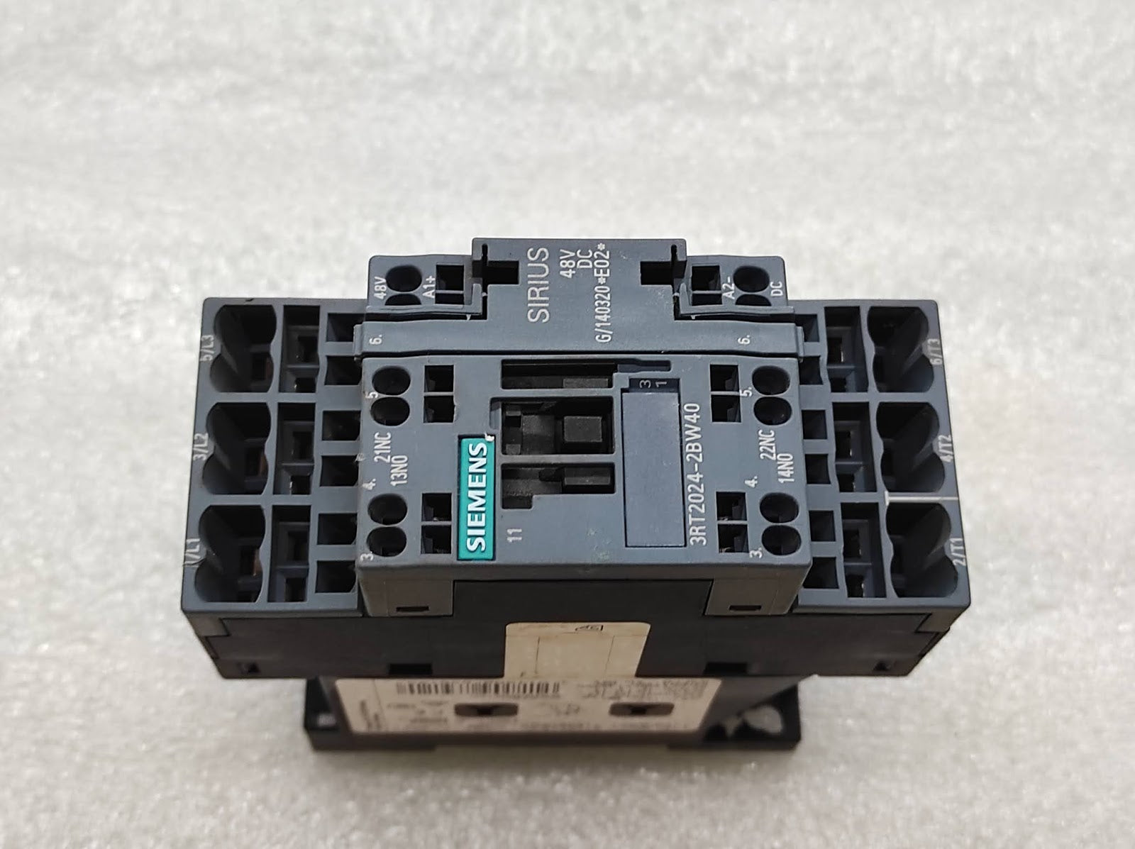 SIEMENS 3RT2024-2BW40 POWER CONTACTOR G/140320-909180 12A 48 VDC COIL