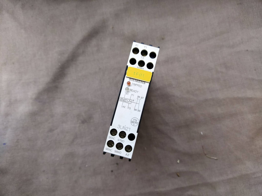 LOT OF 3 X SIEMENS 3UN2100-0AN7 THERMISTOR TRIPPING UNIT X LOT OF 3