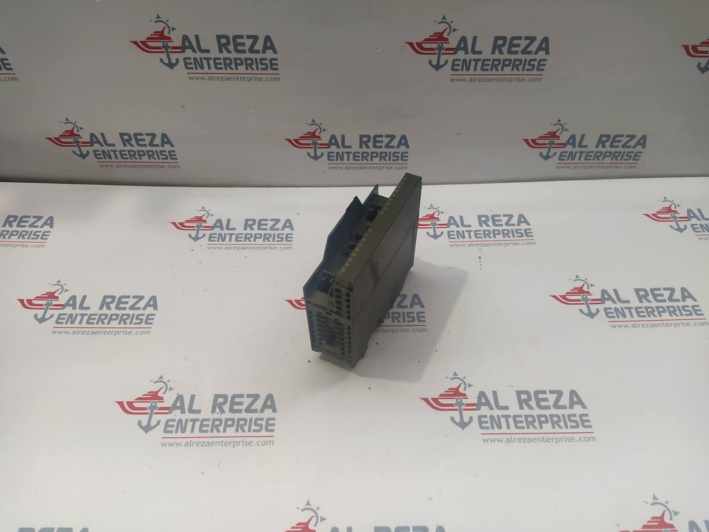 6ES7 331-7KF01-0AB0  EDGE IS BROKEN
