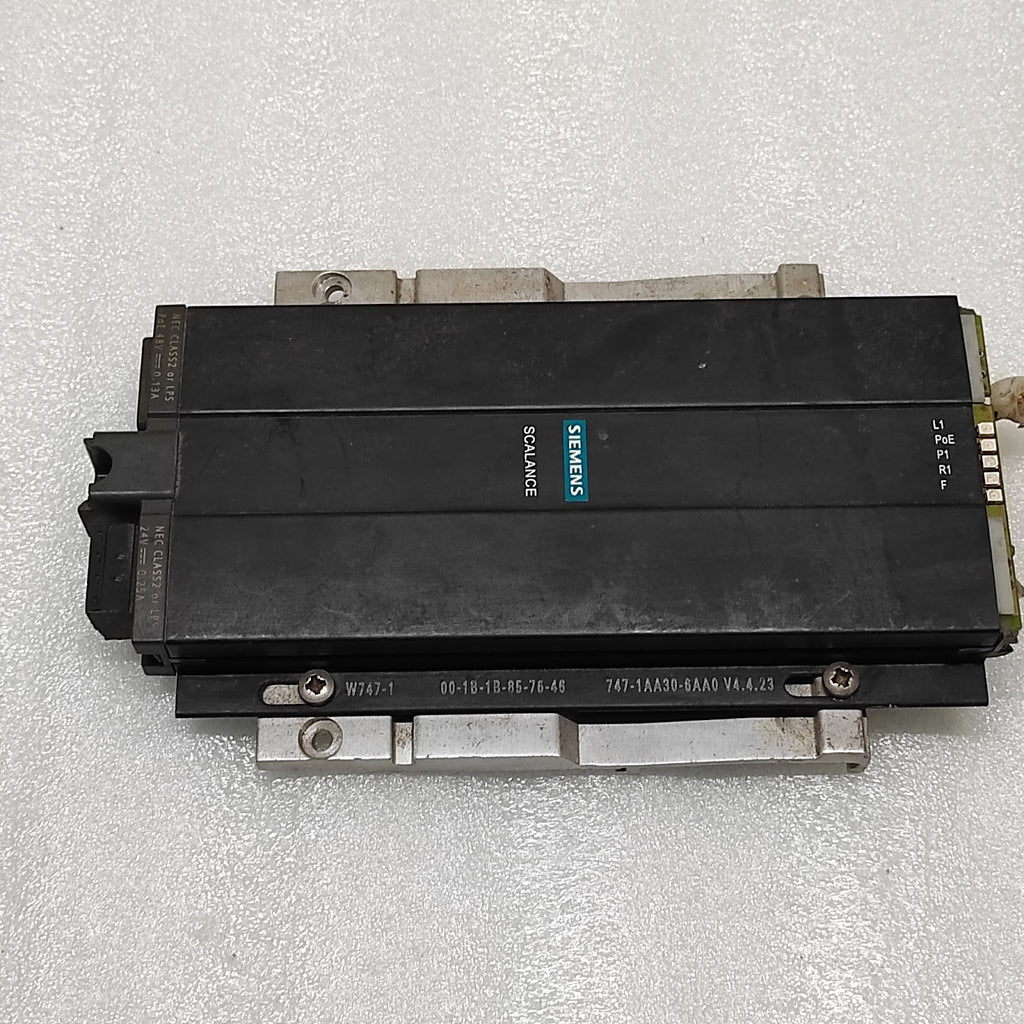 SIEMENS 6GK5 747-1AA30-6AA0 SCALANCE W 747-1 SIMATIC NET IWLAN ETHERNET CLIENT M