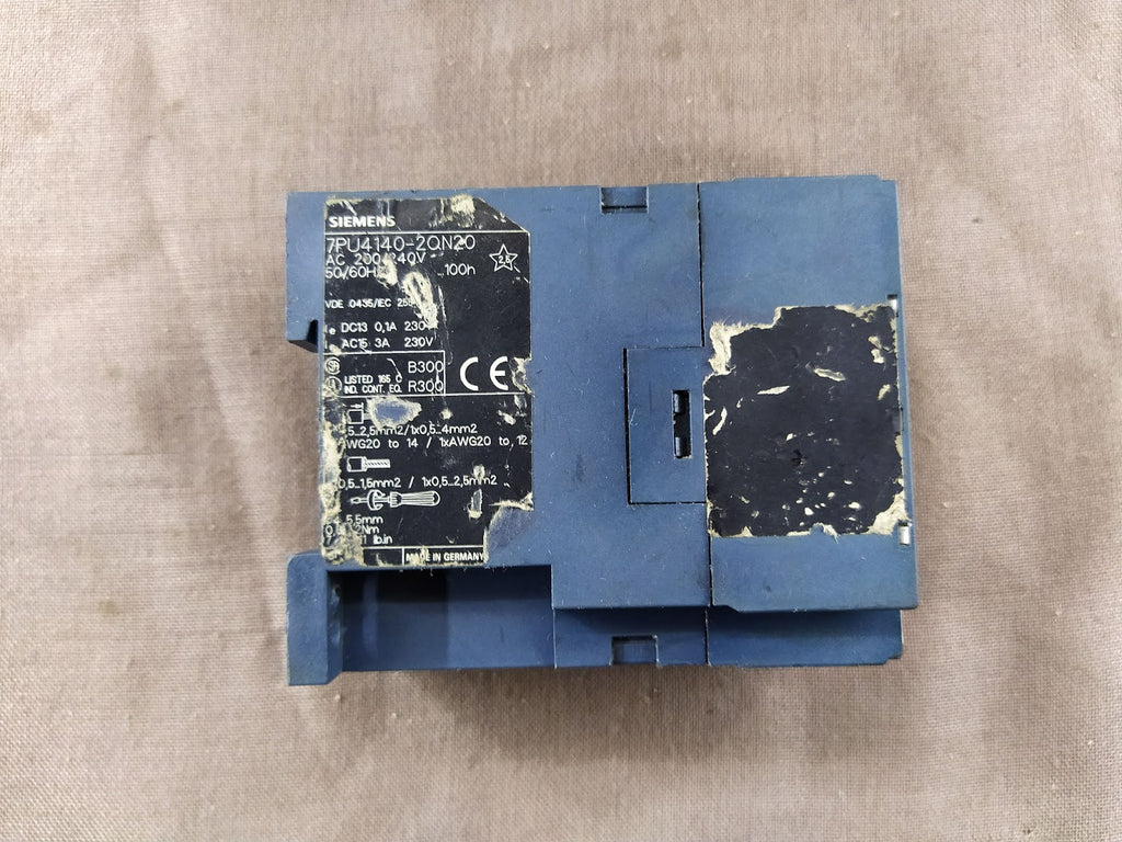 Siemens 7PU4140-2QN20 200-240 VAC