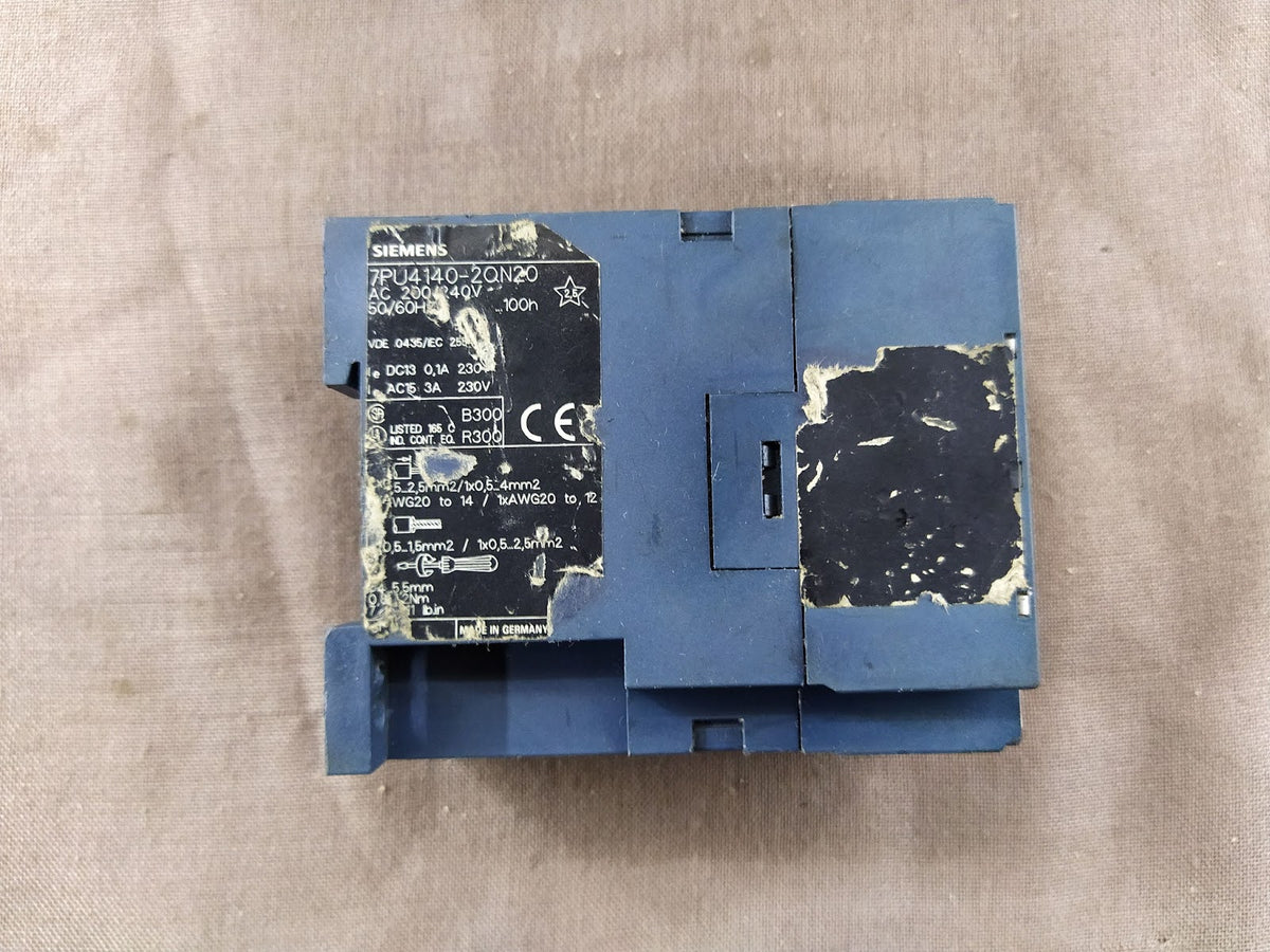 Siemens 7PU4140-2QN20 200-240 VAC