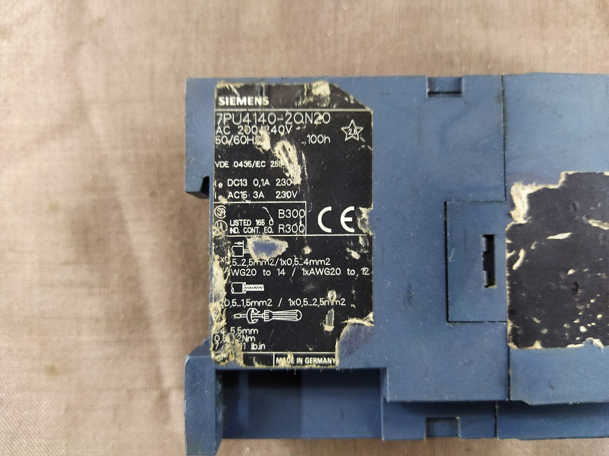 Siemens 7PU4140-2QN20 200-240 VAC