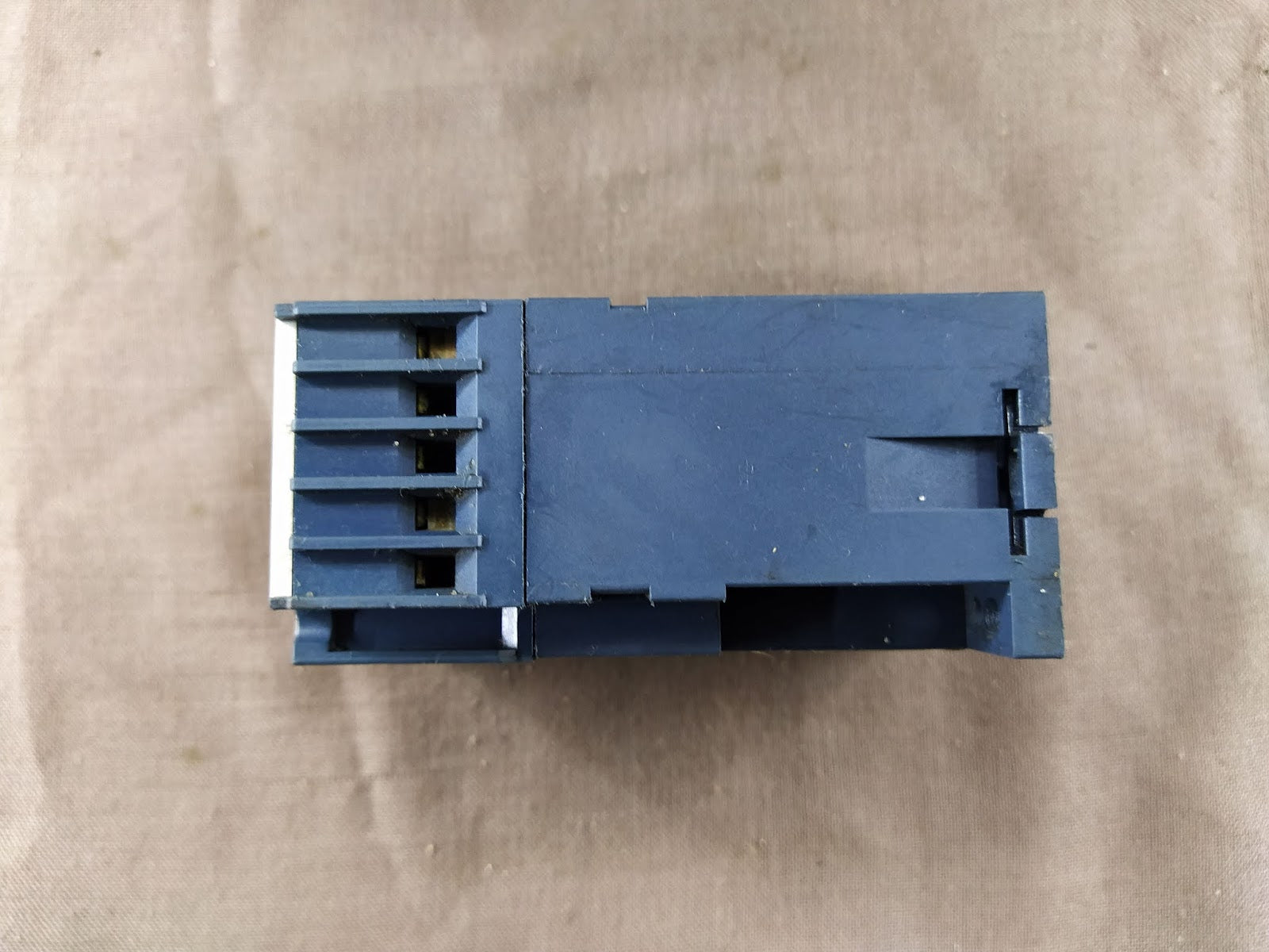 Siemens 7PU4140-2QN20 200-240 VAC