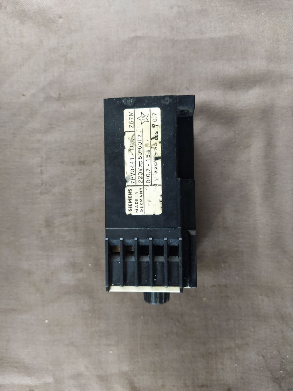 Siemens 7PV3441-1GA Timer 7PV34411GA 0.7 To 15 Sec 7PV34