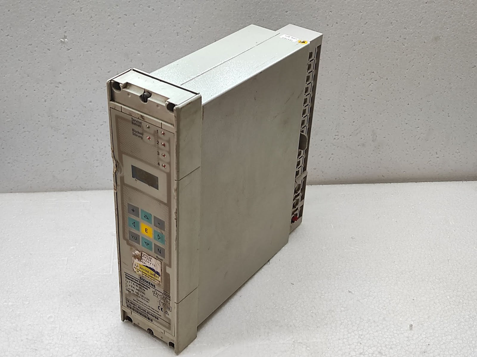 SIEMENS 7SJ6001-4ES00-0DA0/BB OVERCURRENT PROTECTION