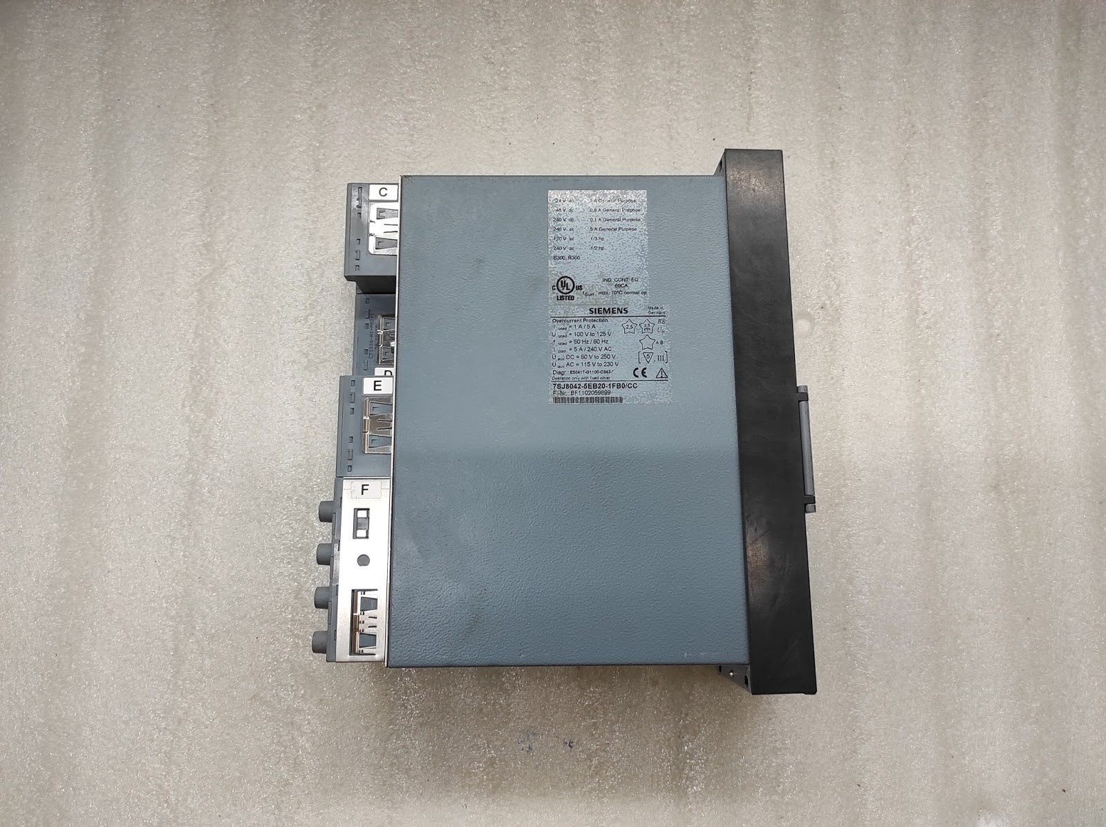 SIEMENS 7SJ8042-5EB20-1FB0/CC OVERCURRENT PROTECTION RELAY