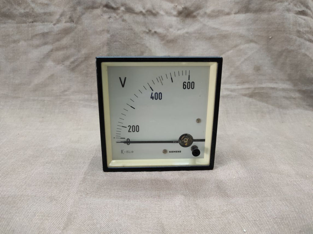 SIEMENS VOLTMETER 0-600V