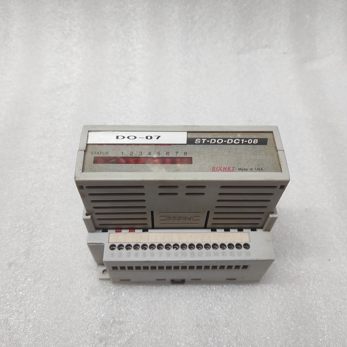 SIXNET ST-DO-DC1-08 8-DISCRETE OUTPUT MODULE ST-DO-DC1-08UB