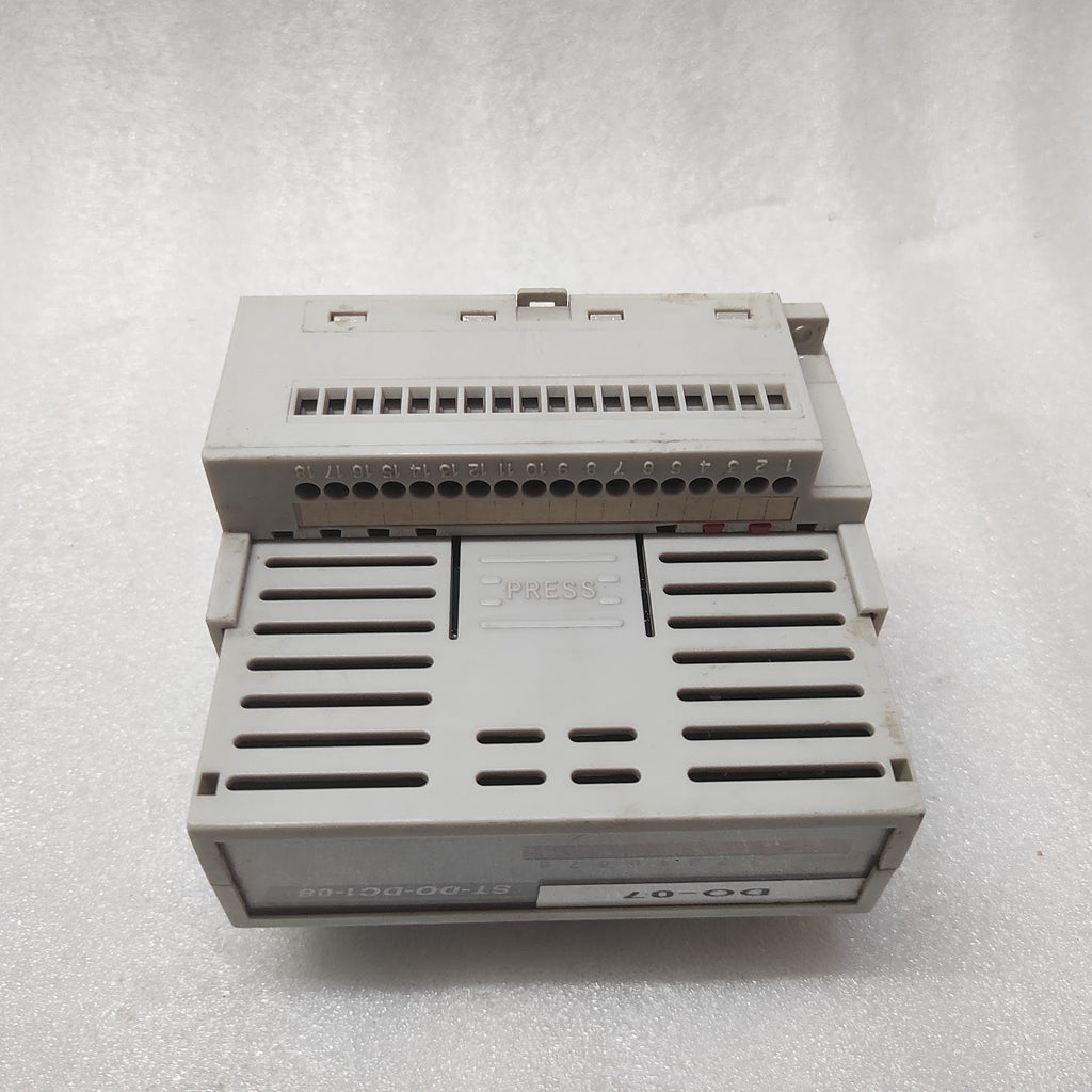 SIXNET ST-DO-DC1-08 8-DISCRETE OUTPUT MODULE ST-DO-DC1-08UB
