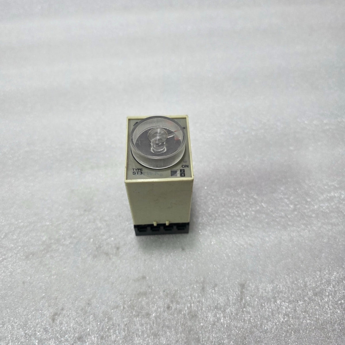 ABLIFY ST3P A-D SUPER TIMER MULTI-RANGE 200-220V TIME RELAY PRE-OWNED