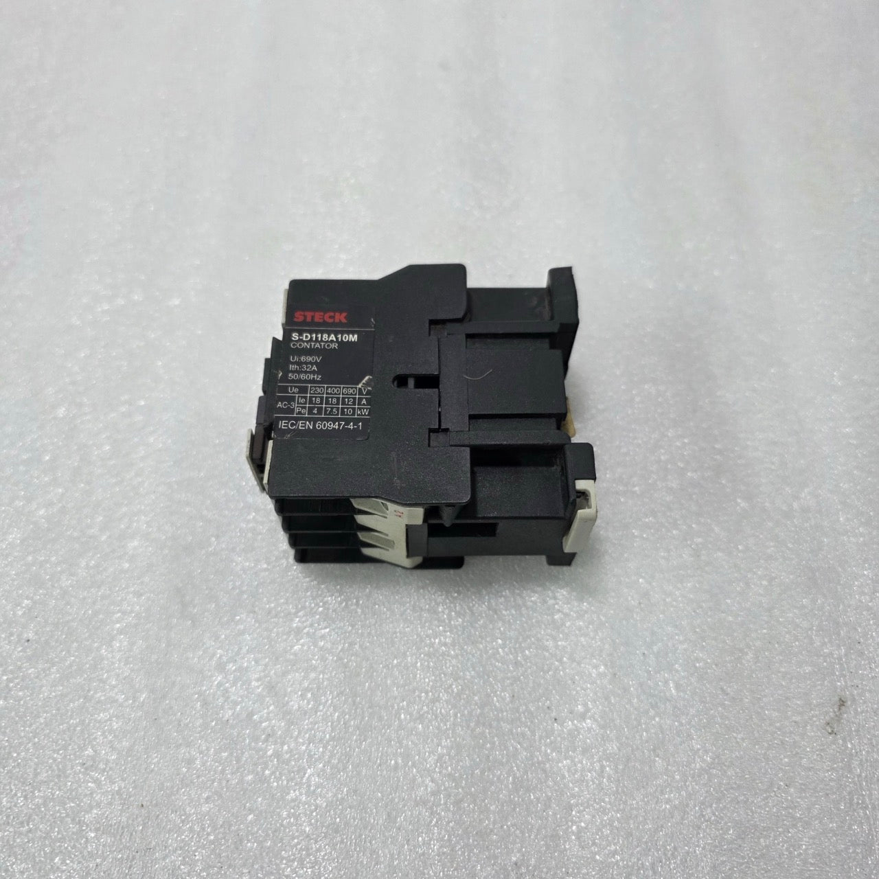 STECK S-D118A10M AC CONTACTOR 18A 3 POLE | COIL 220V 50/60HZ | 4–10KW MOTOR CONT