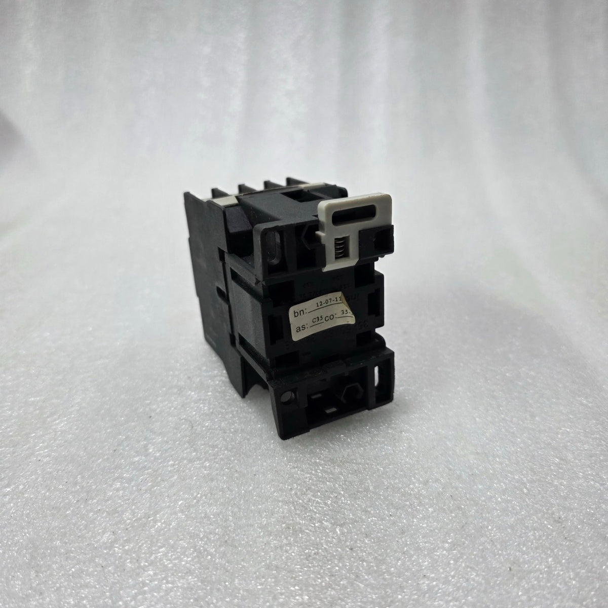 STECK S-D118A10M AC CONTACTOR 18A 3 POLE | COIL 220V 50/60HZ | 4–10KW MOTOR CONT
