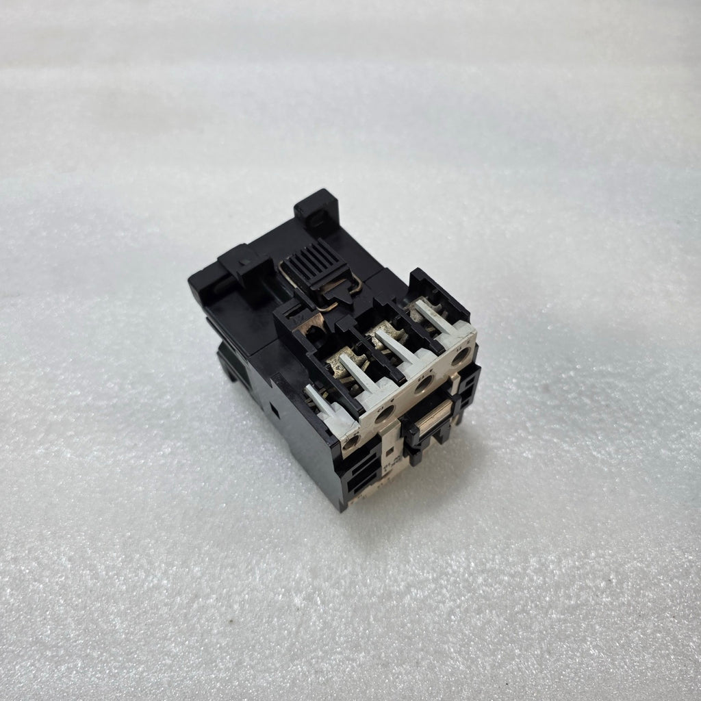 STROMBERG OK1 CONTACTOR 50A 690V AC INDUSTRIAL MOTOR CONTACTOR WITH 240V COIL