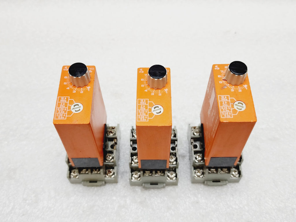 SYRELEC TAR RELAY 220V