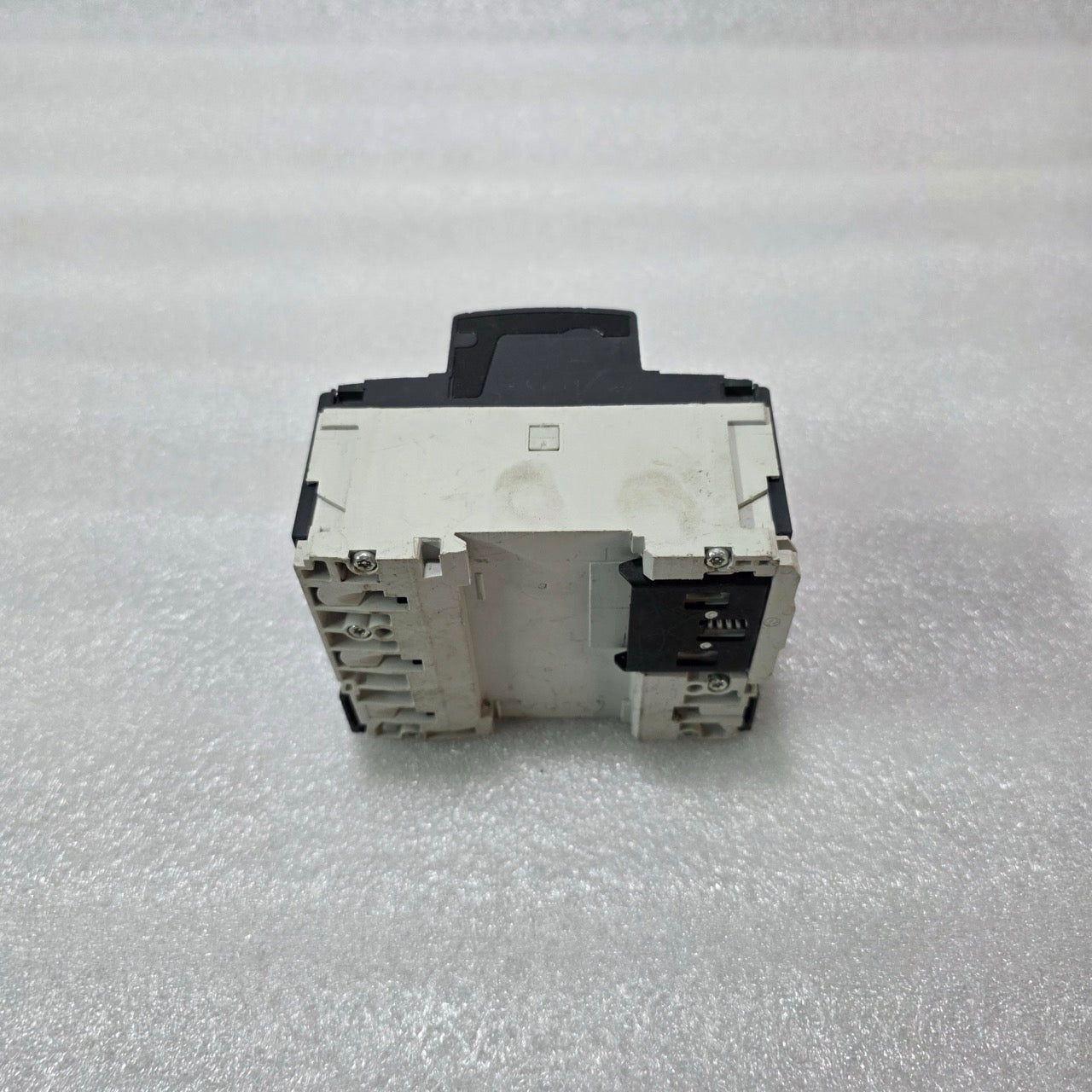 SE NG125 LMA 3P 63A MA CURVE CIRCUIT BREAKER 18886 MOTOR PRE-OWNED