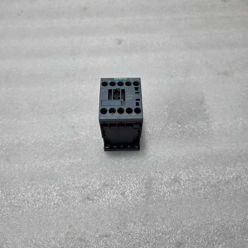 SIEMENS SIRIUS 3RH2131-1AP00 AUXILIARY CONTACTOR / CONTROL RELAY 4POLE COIL 230V